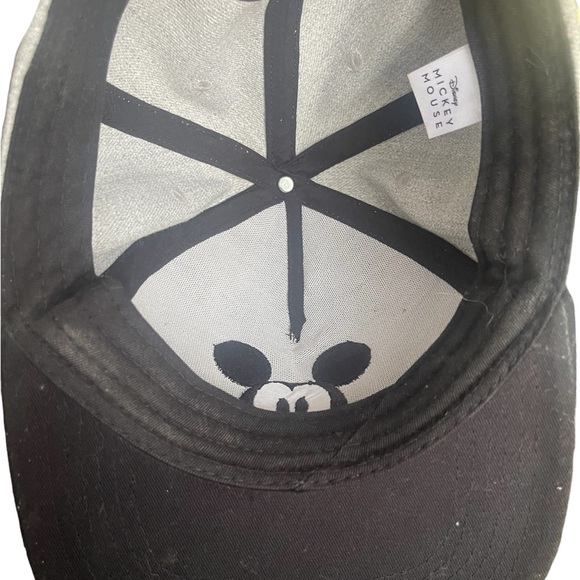 Disney Mickey Mouse Smiley Icon Flat Bill SnapBack Baseball Hat - Picture 4 of 4